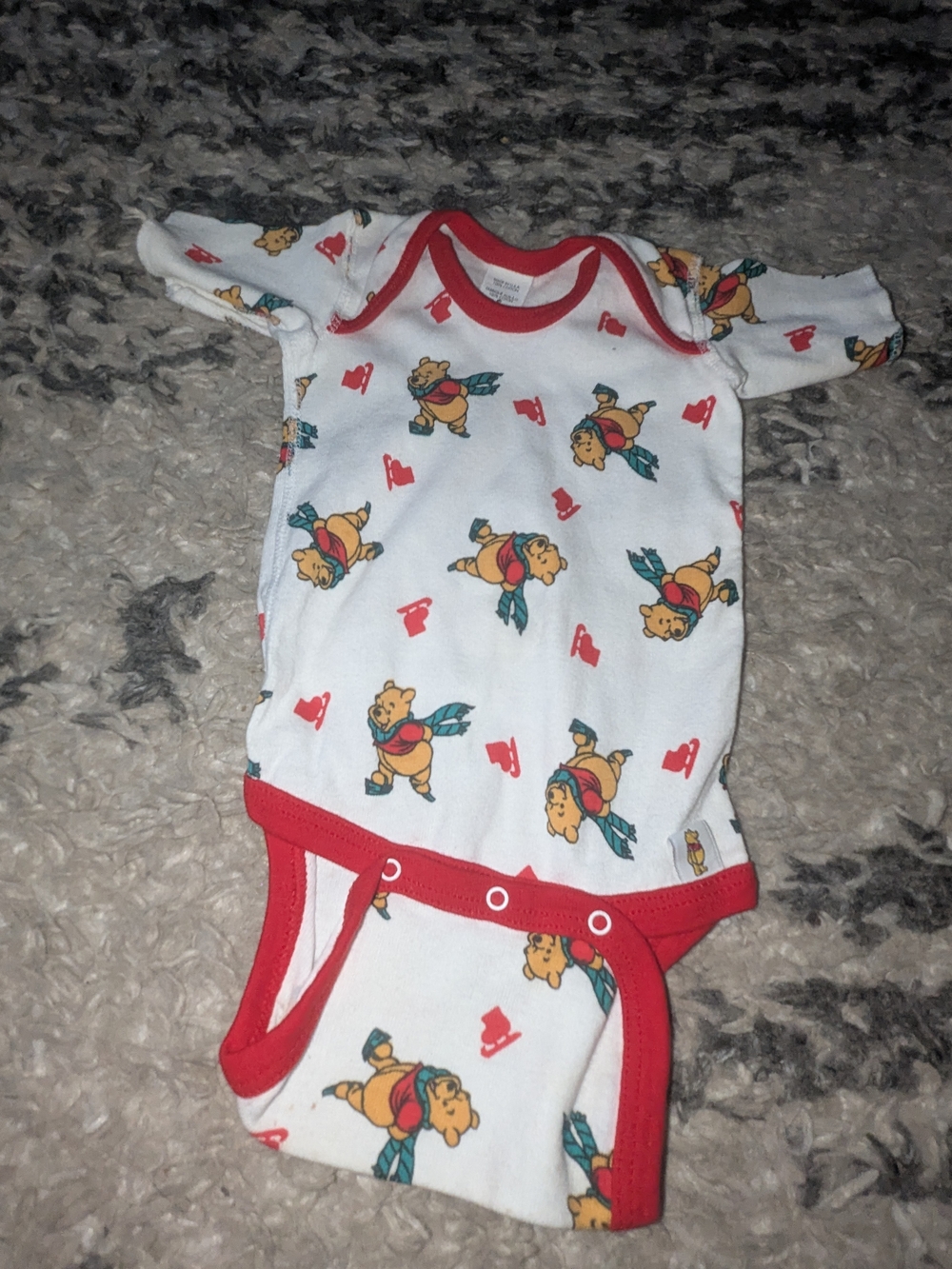 Vintage White Winnie-Themed Baby One-Piece Bodysuit with Red Trim